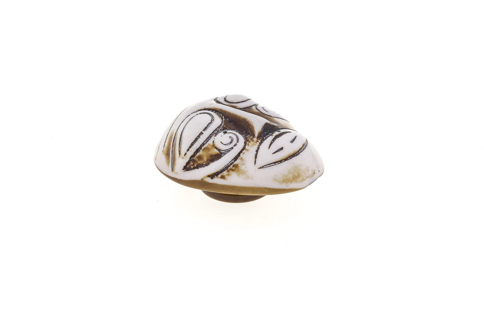 Richelieu BP4458454002: 45mm Eclectic Mask Cabinet Knob - Almond/White