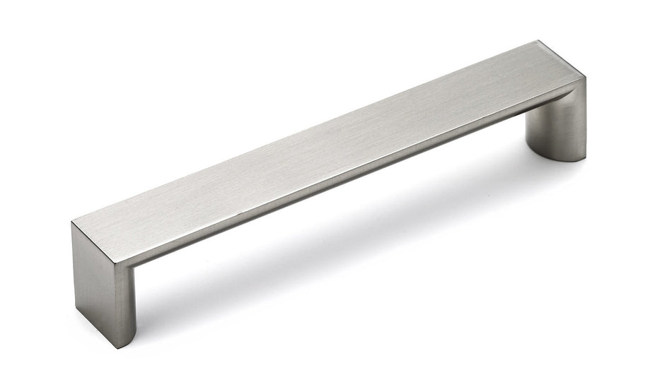 Richelieu BP458128195: 128mm cc Fort Greene Cabinet Pull - Brushed Nickel
