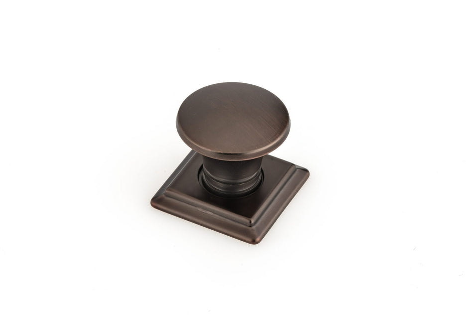 Richelieu BP46702BORB: 1-1/4" Classic Cabinet Knob - Brushed Oil Rubbed Bronze