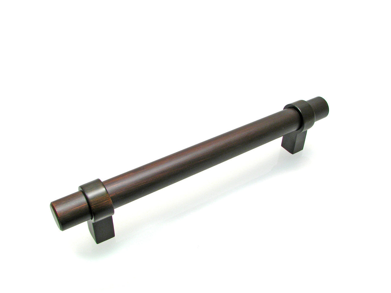 Richelieu BP5016128BORB: 128mm cc Greenwich Bit Cabinet Pull - Brushed Oil Rubbed Bronze