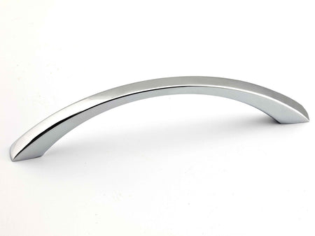 Richelieu BP5235796140: 96mm cc Contemporary Saguenay Cabinet Pull - Chrome