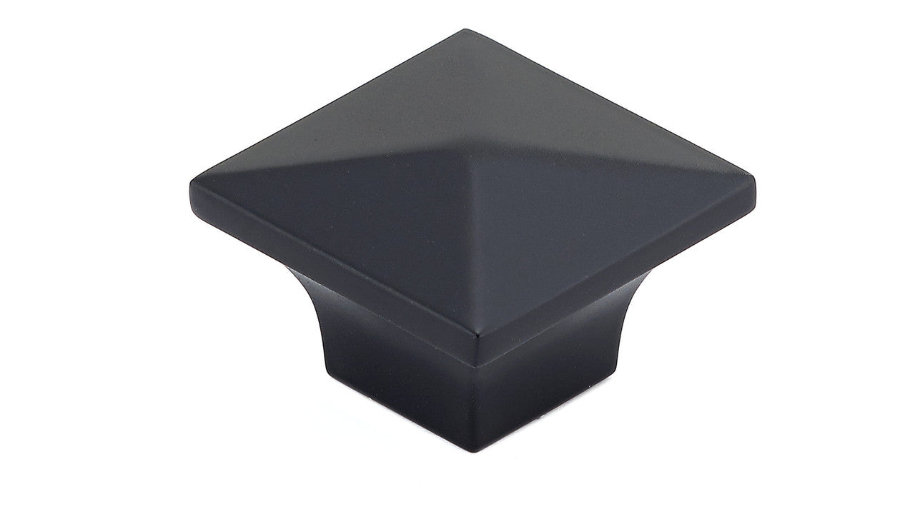 Richelieu BP53082900: 1-1/4" McKenzie Square Cabinet Knob - Matte Black