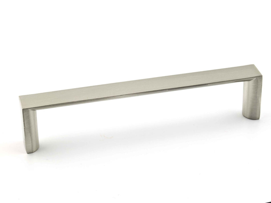 Richelieu BP56325128195: 128mm cc Mégantic Cabinet Pull - Brushed Nickel