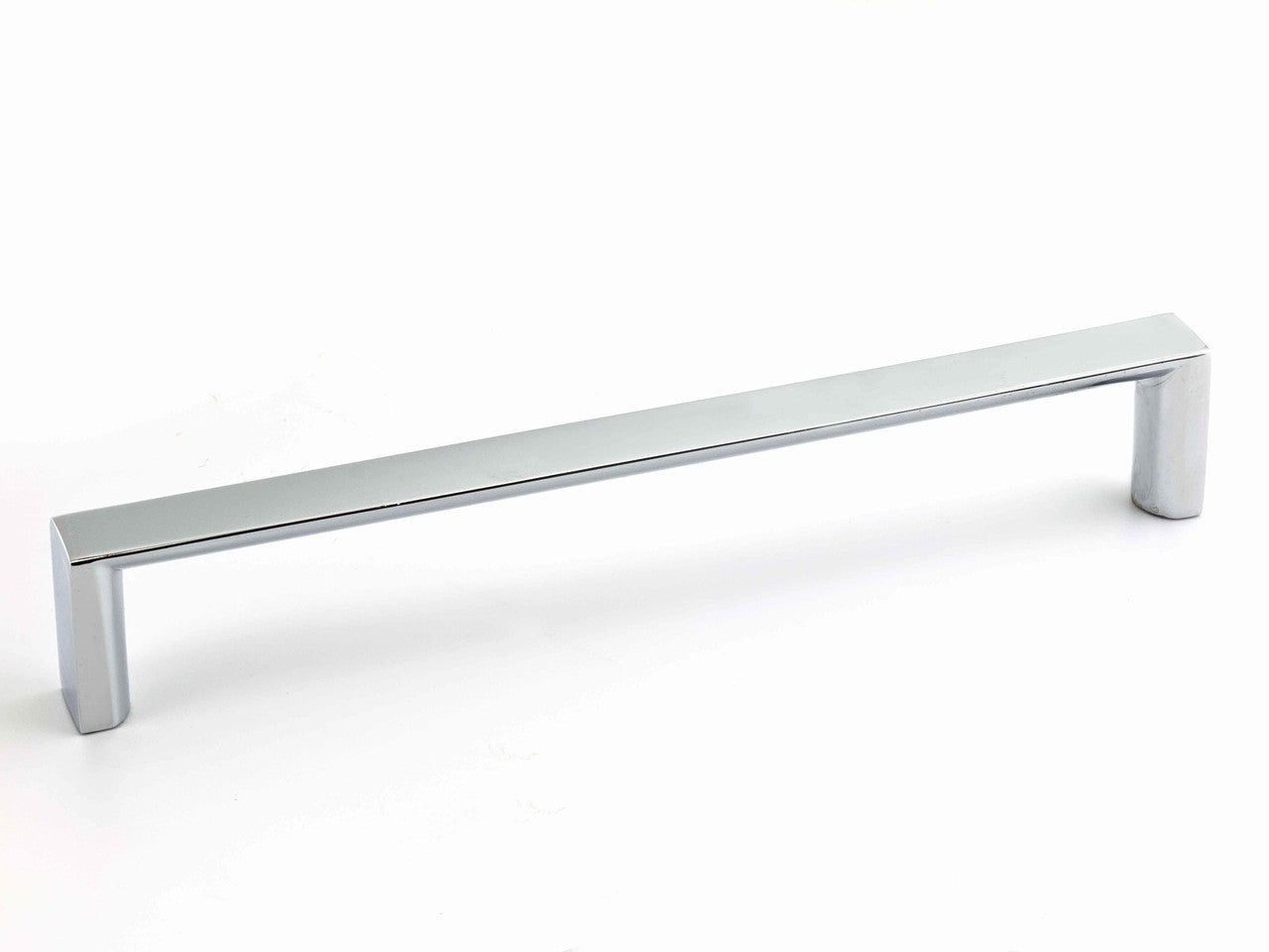 Richelieu BP56325160140: 160mm cc Megantic Cabinet Pull - Polished Chrome