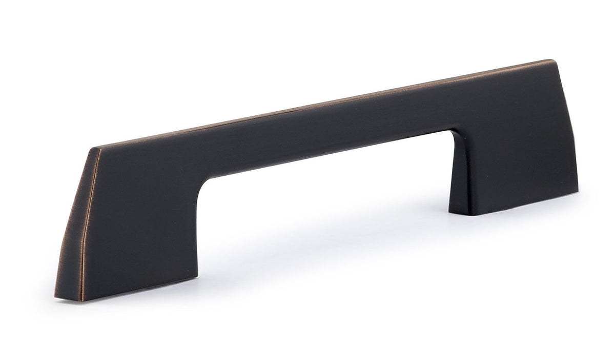 Richelieu BP7125128BORB: 128mm cc Clason Cabinet Pull - Brushed Oil Rubbed Bronze