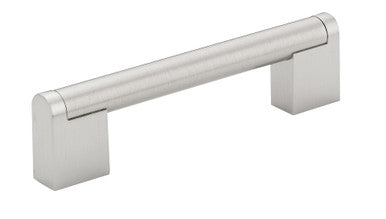Richelieu BP71996195: 96mm cc Sanremo Appliance Pull - Brushed Nickel