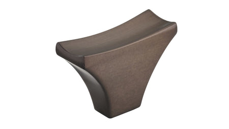 Richelieu BP722740HBRZ: 1-9/16" Westmount Cabinet Knob - Honey Bronze