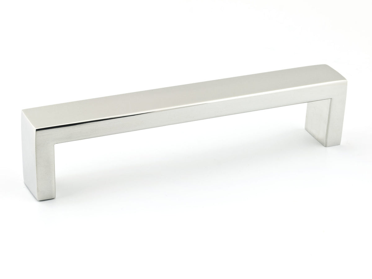 Richelieu BP7544128171: 128mm cc Williamsburg Cabinet Pull - Polished Stainless Steel