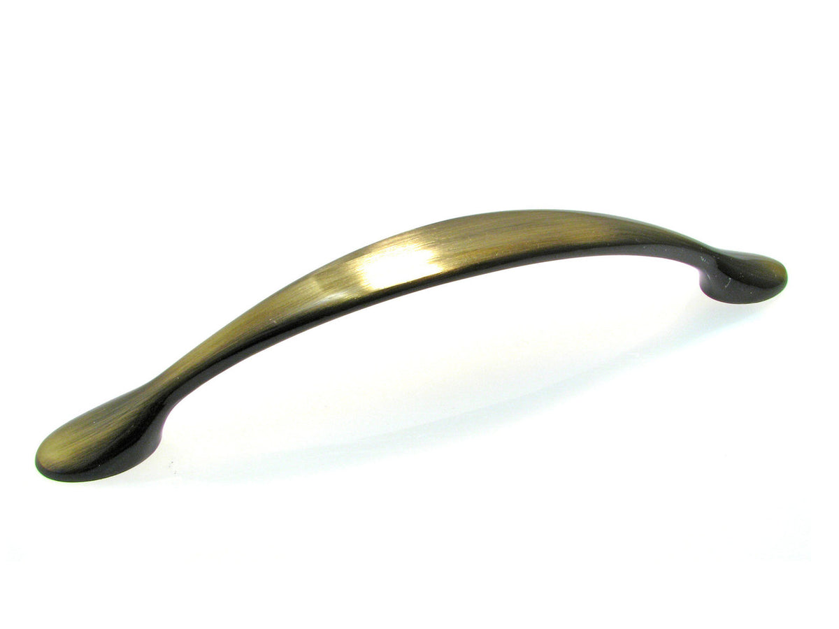 Richelieu BP7815AE: 128mm cc Laurelton Cabinet Pull - Antique English