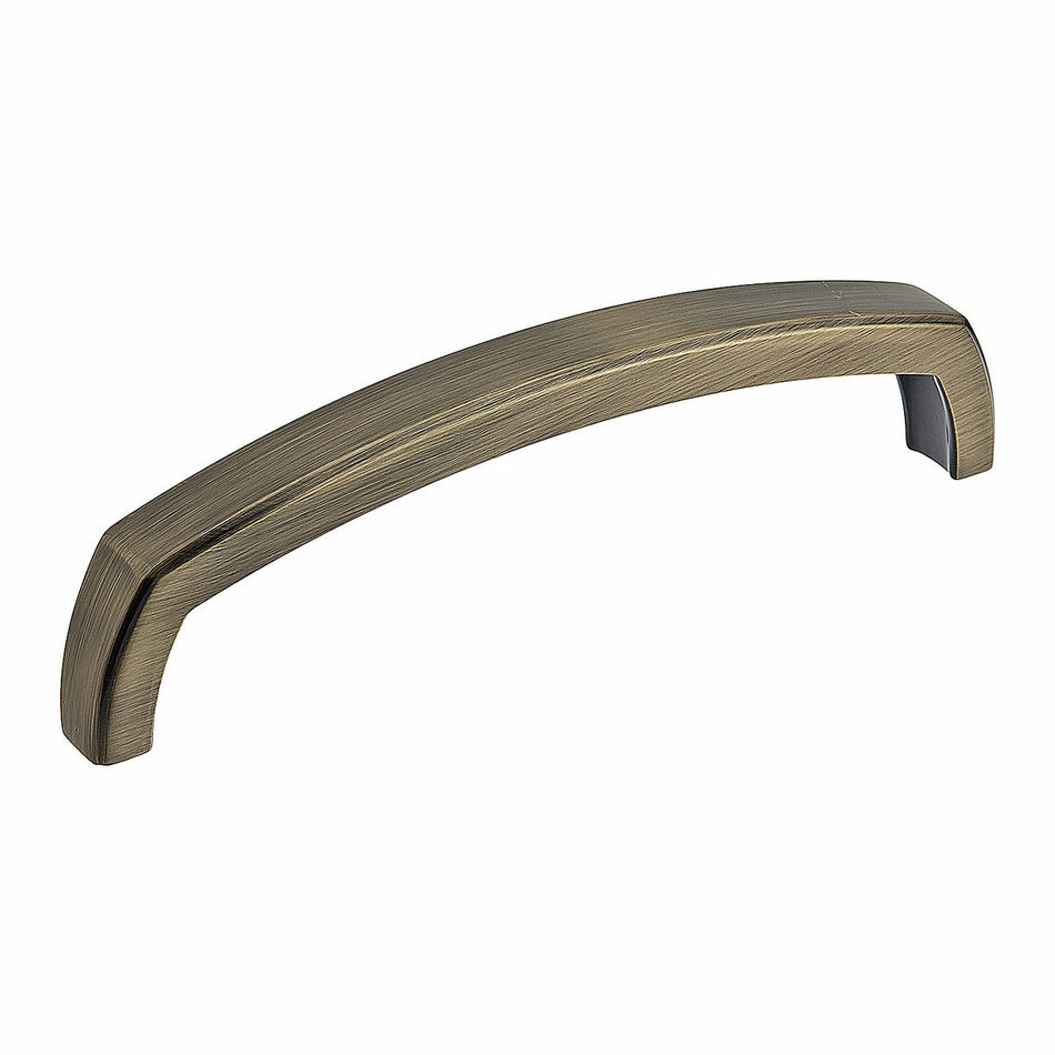 Richelieu BP785128AE: 128mm cc Prevost Cabinet Pull - Antique English