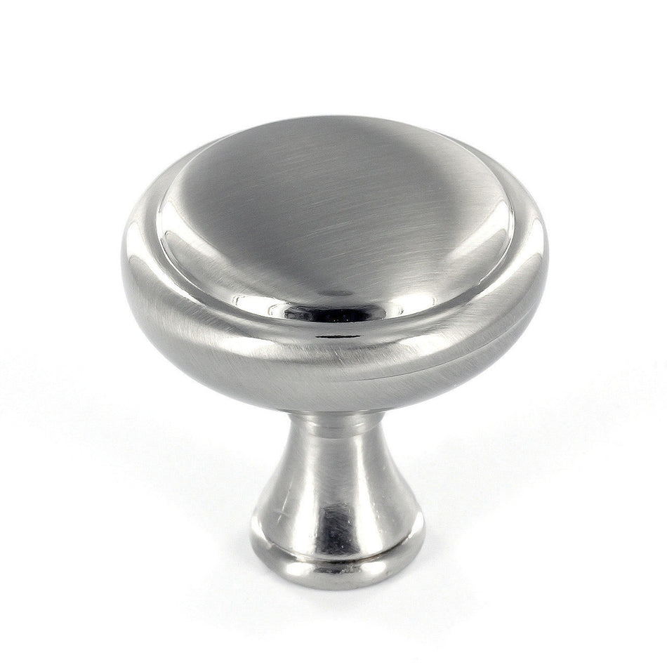 Richelieu BP79032195: 1-1/4" Candiac Cabinet Knob - Brushed Nickel