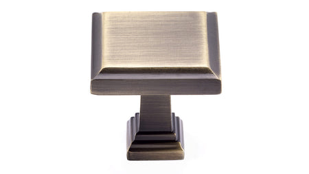 Richelieu BP79532AE: 1-1/4" Mirabel Cabinet Knob - Antique English