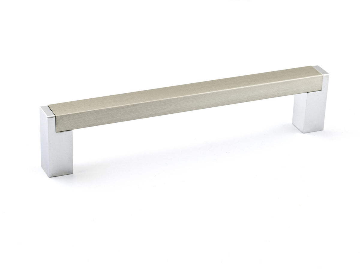 Richelieu BP801128140: 128mm cc Laconia Cabinet Pull - Brushed Nickel/Polished Chrome