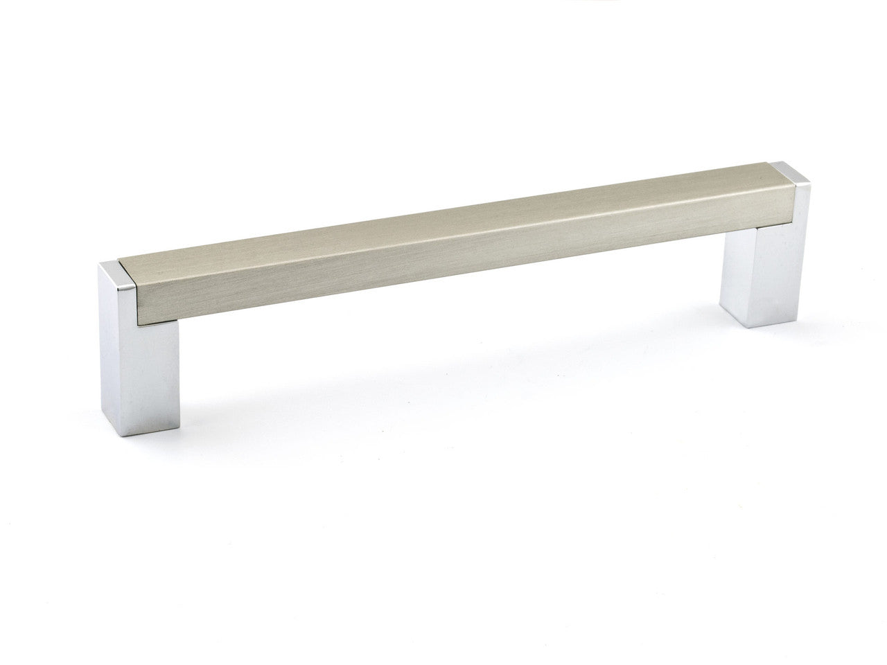 Richelieu BP801128140: 128mm cc Laconia Cabinet Pull - Brushed Nickel/Polished Chrome
