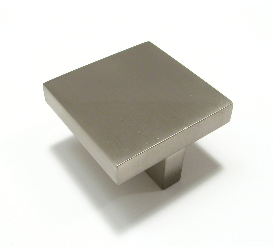 Richelieu BP84150195: 43mm Bendale Cabinet Knob - Brushed Nickel