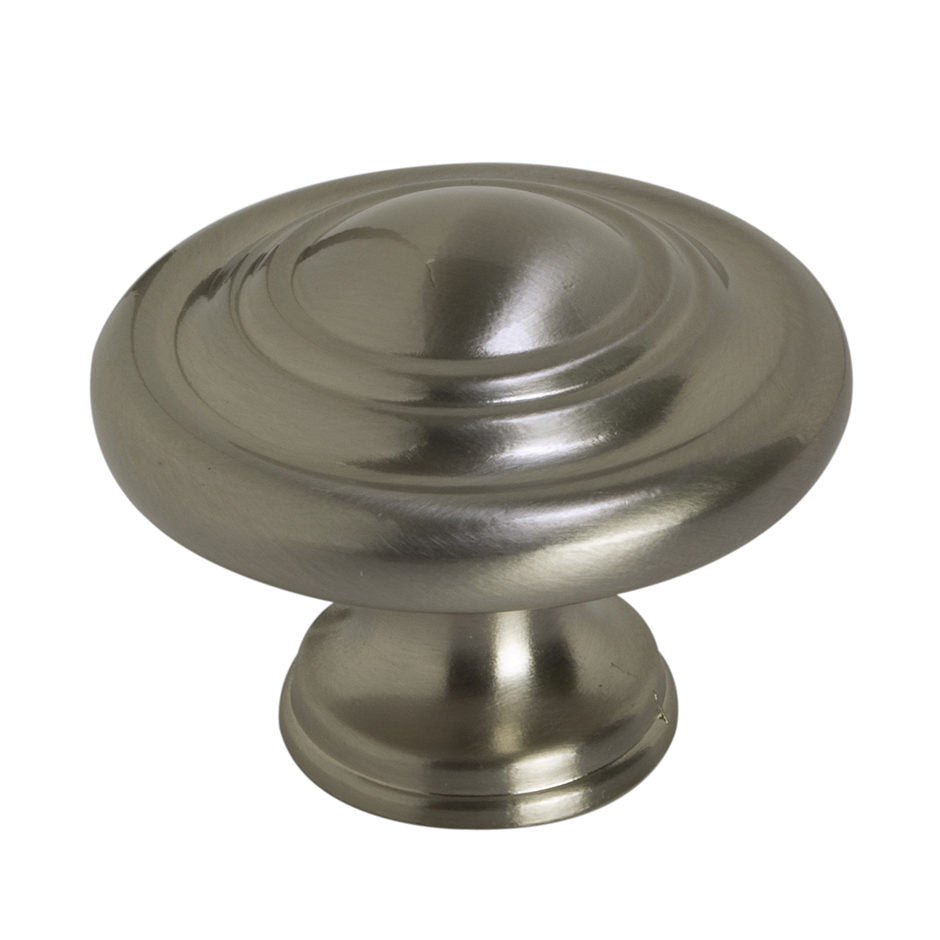 Richelieu BP880195: 1-3/4" Traditional Cabinet Knob - Brushed Nickel