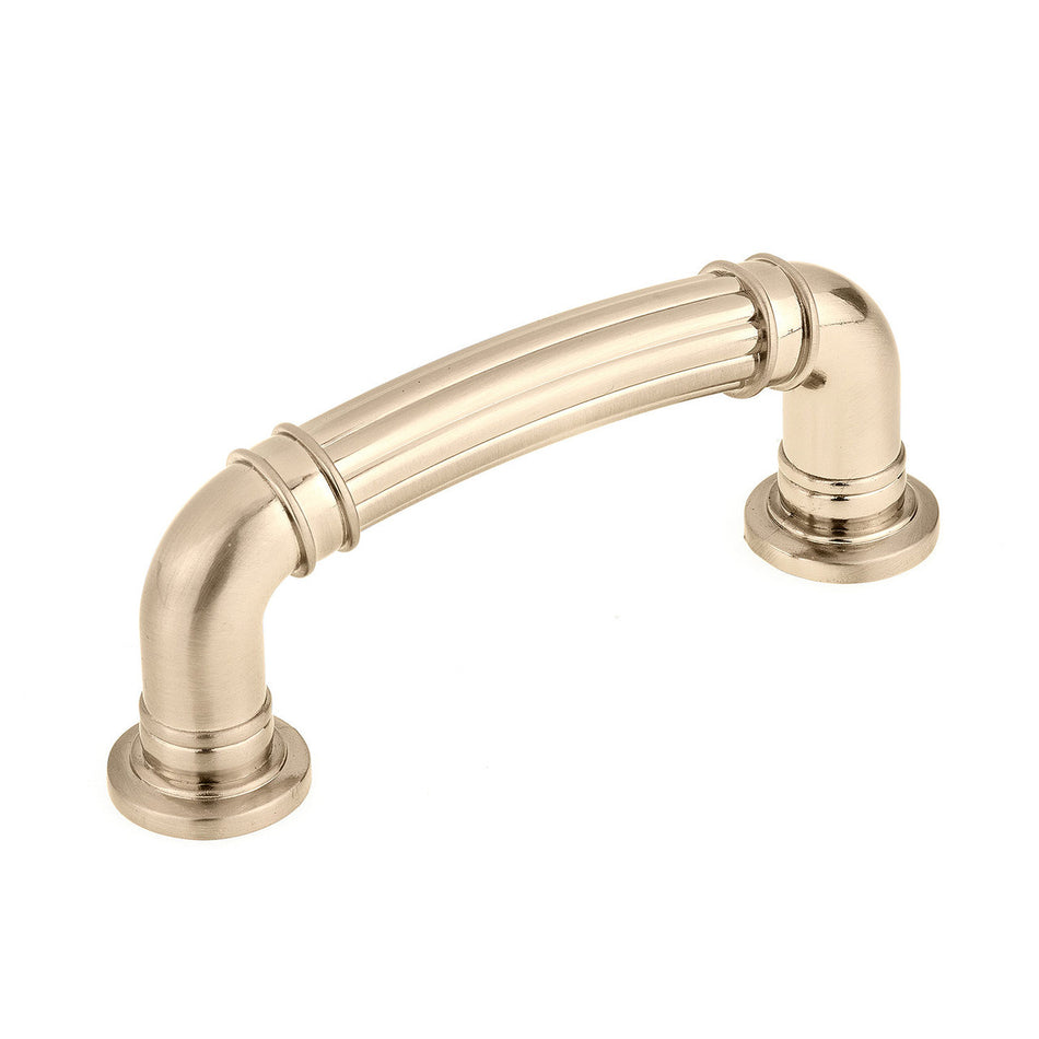Richelieu BP88183CHBRZ: 3" cc Casoria Cabinet Pull - Champagne Bronze