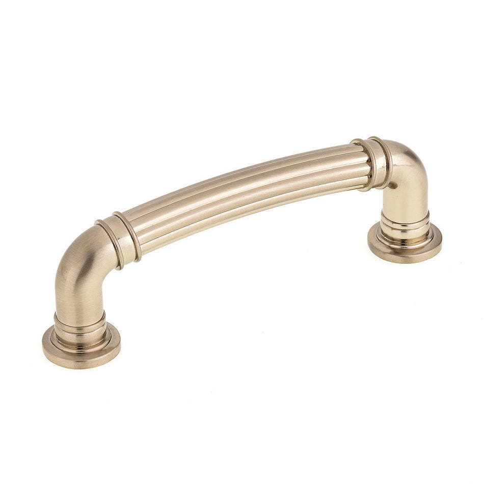 Richelieu BP881896CHBRZ: 96mm cc Casoria Cabinet Pull - Champagne Bronze