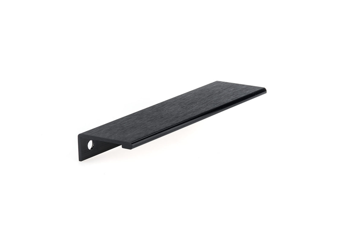 Richelieu BP9898128990: 128mm cc Lincoln Edge Cabinet Pull - Black