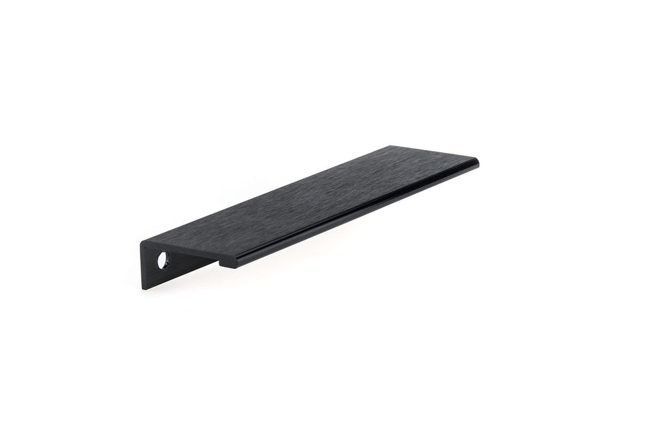 Richelieu BP9898128990: 128mm cc Lincoln Edge Cabinet Pull - Black