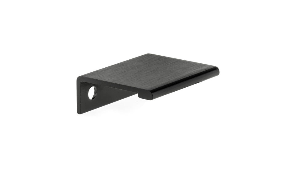 Richelieu BP989833990: 33mm cc Lincoln Cabinet Pull - Brushed Black