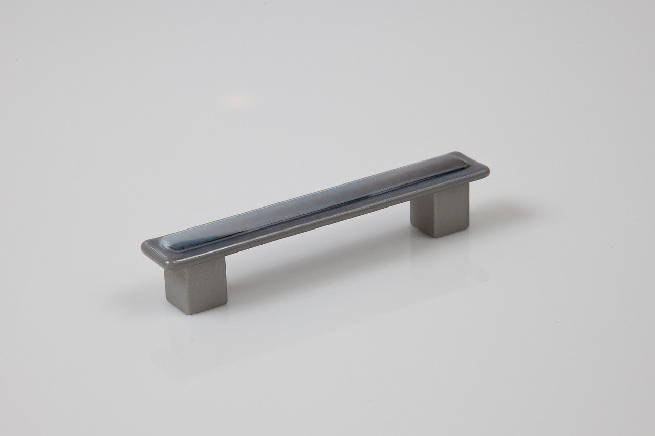 Grace White WST4: 4" cc Weston 4 Cabinet Pull - Multi-hue/Grey