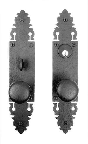 Acorn WTMBI: Warwick Double Knob/ Double Escutcheon Entrance Lockset - Rough Iron