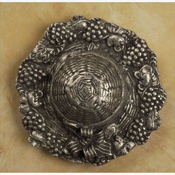 Anne At Home 114: Chapeau Cabinet Knob