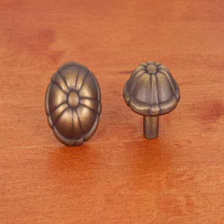 RKI CK-704-AE: 1-1/4" Small Petal Cabinet Knob - Antique English