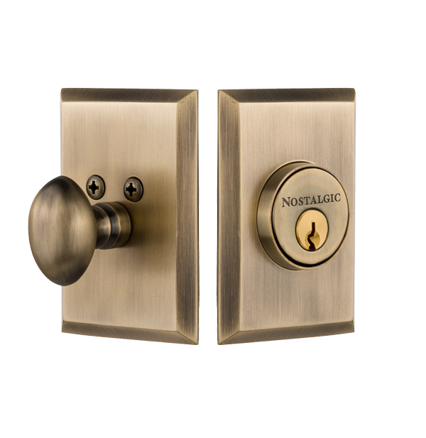 Nostalgic 733271: Single Cylinder Deadbolt Keyed Alike New York - Antique Brass