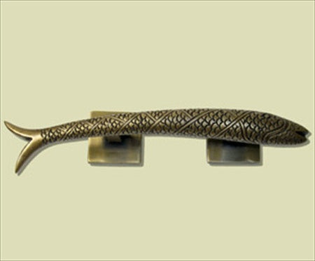Handcrafted Hardware HPU7027R: 7-1/4" Pisces Fish Pull (right) - Unlacquered Antique Brass