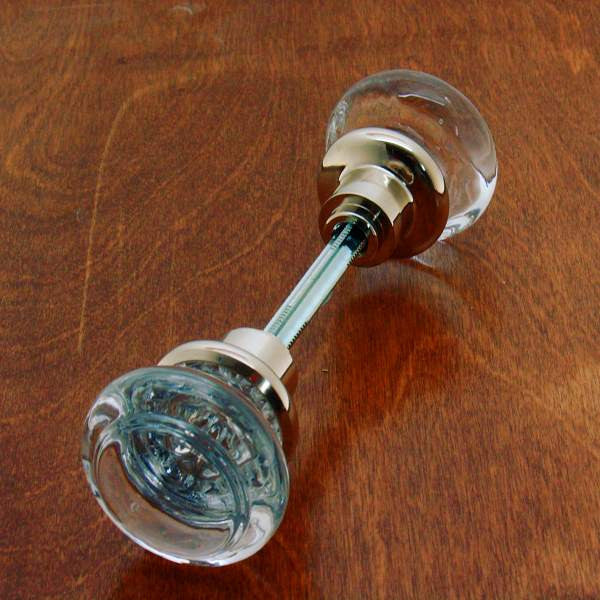 IDH Brass 21301-014: Round Crystal Knob Set w/Solid Brass Shank - Bright Nickel