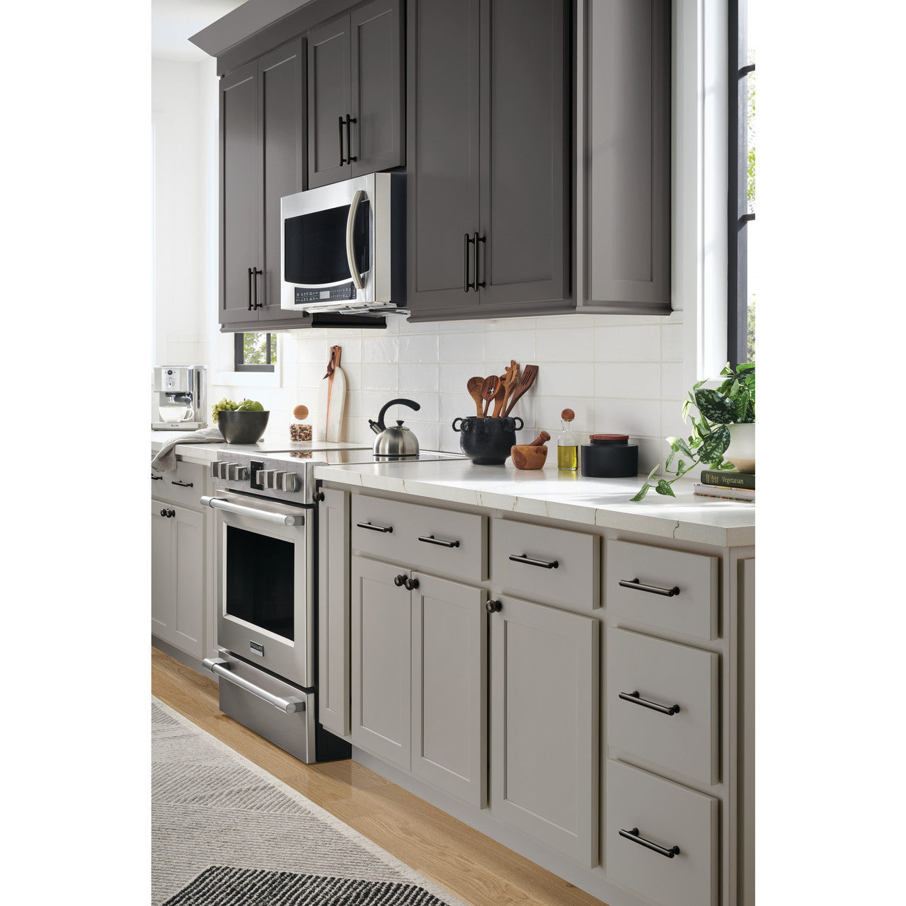 Top Knobs TK3330BLK: 1-1/4" Lambert Round Cabinet Knob - Flat Black