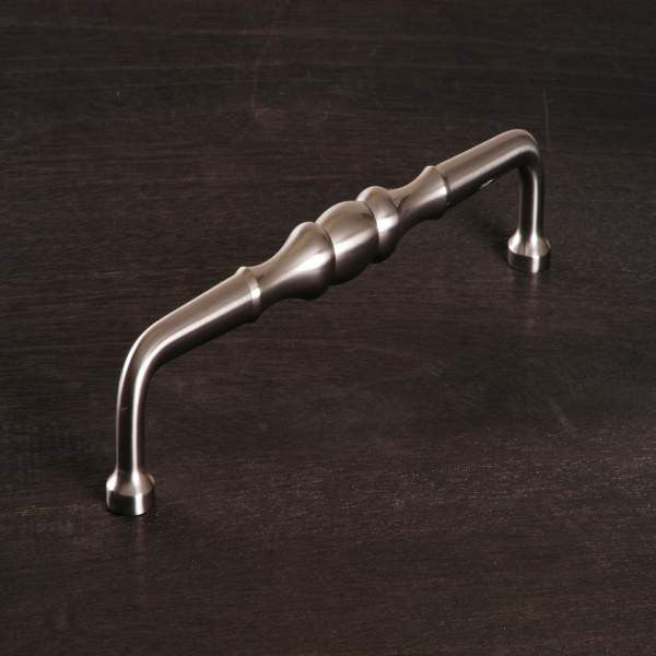RKI PH-4701-P: 12" cc Beaded Middle Appliance Pull - Pewter