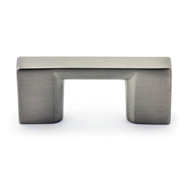 Richelieu BP816032195: 32mm cc Armadale Cabinet Pull - Brushed Nickel