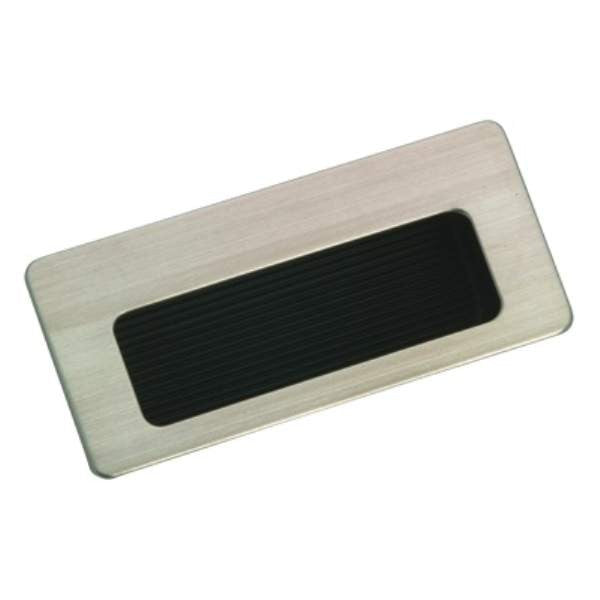 Richelieu BP485175: 86mm Contemporary Recessed Cabinet Pull - Polished Chrome/Black