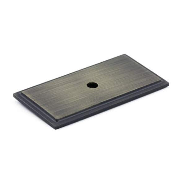 Richelieu BP1045AE: Transitional Rectangular Backplate for Cabinet Knobs - Antique English