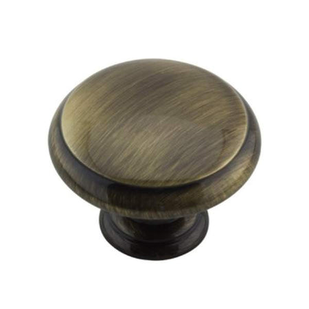 Richelieu BP80930AE: 30mm Esterel Cabinet Knob - Antique English